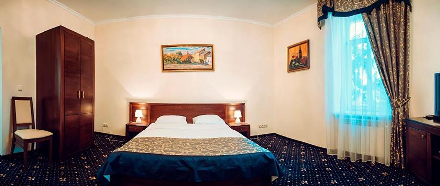 Boutique Hotel Villa P อุชโฮรอด ภายนอก รูปภาพ