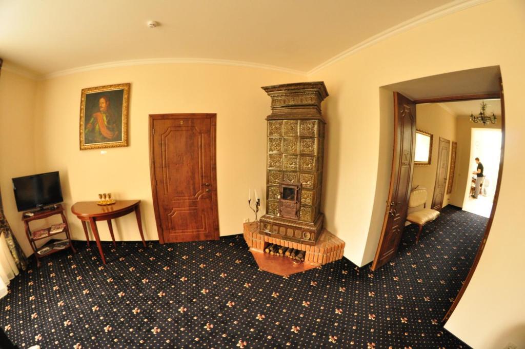 Boutique Hotel Villa P อุชโฮรอด ภายนอก รูปภาพ